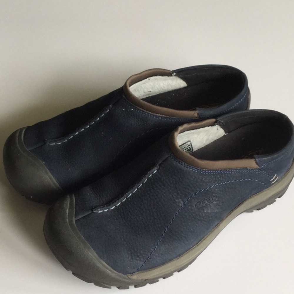 Keen slip on shoes